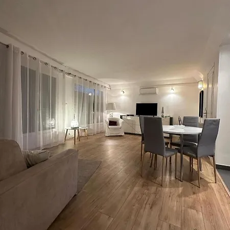 Apartment Casino Juan-les-pins *